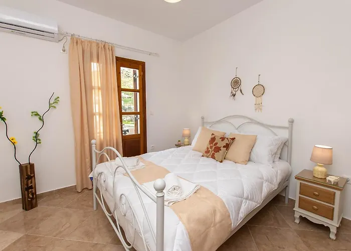 Naxian Bliss Apartman