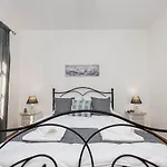 Naxian Bliss Apartment *