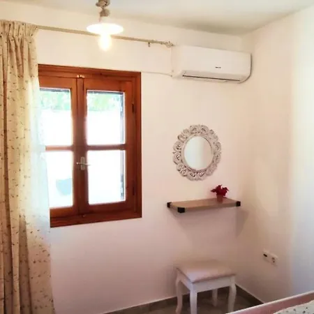 Naxian Bliss Agkidia