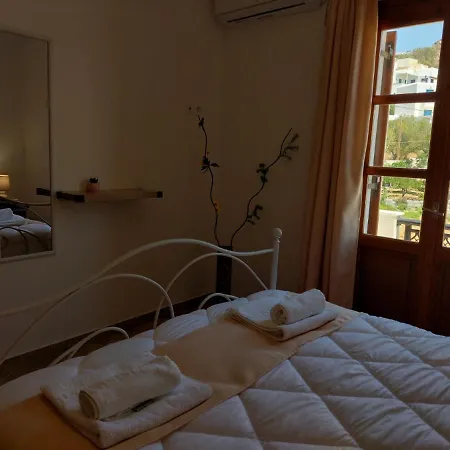 Lägenhet Naxian Bliss